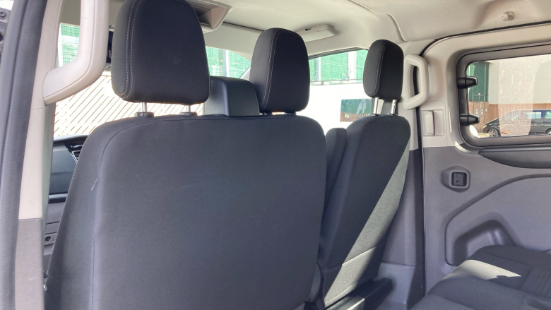 Ford Transit Custom 320 L1 Diesel Fwd 2.0 EcoBlue 170ps Low Roof D/Cab Limited Van Auto